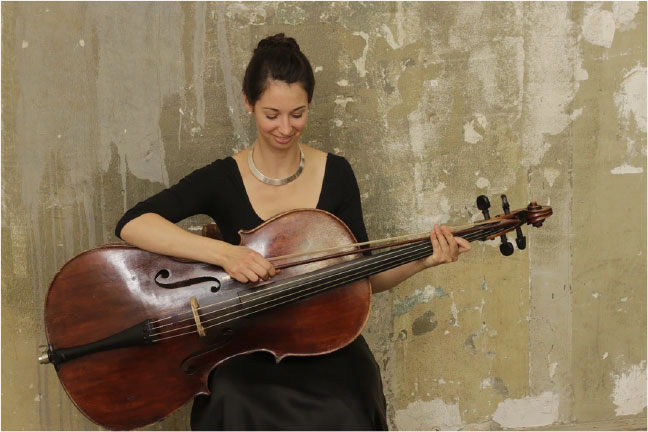 Anna Zimre, Barockcellistin und Gambisti